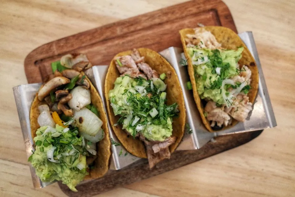 Chicken Mole Tacos With Onion and Lime